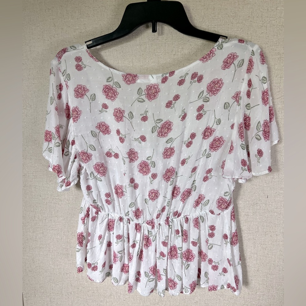Button up floral blouse - Picture 3 of 6
